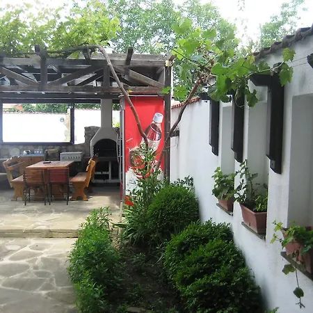 Guest house Yanina