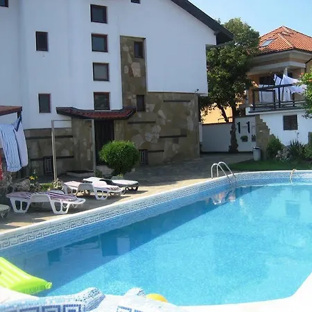Guest house Yanina Varna